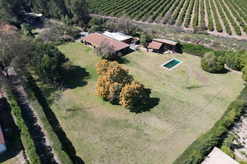 Casa Chilena Pircas Huelqu&eacute;n 317/9000 M2 Piscina Quincho